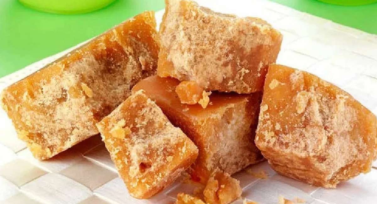 Jaggery Effects : జాగ్రత్త.. చలికాలంలో బెల్లం తింటే అంతే సంగతులు..