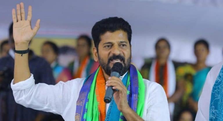 Revanth Reddy : మీ డ్రామాలు ఆపి దమ్ముంటే యూపీలో తలపడండి.. టీఆర్‌ఎస్‌, బీజేపీలకు రేవంత్‌ రెడ్డి సవాల్‌