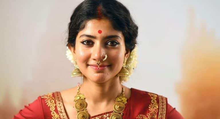 Sai Pallavi : సాయి ప‌ల్లవిని తిట్ట‌డంతో క‌దిలి వ‌చ్చిన తెలంగాణ గ‌వ‌ర్న‌ర్