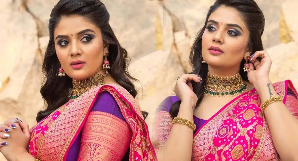 srimukhi photos in viral