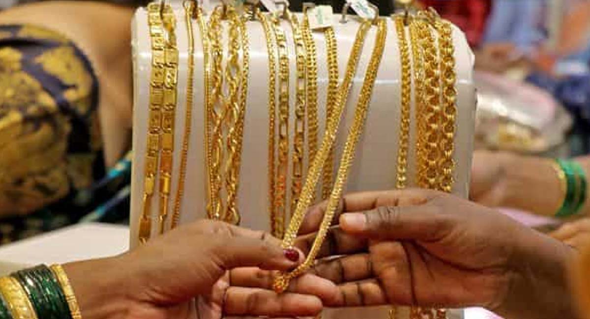 Today Gold Rates : పసిడి ప్రియులకు షాక్.. మూడో రోజూ పెరిగిన బంగారం ధరలు.. నేటి ధరలివే..!