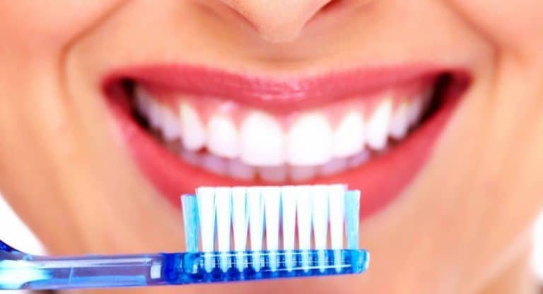 Tooth Brush : మీ టూత్ బ్రష్‌ను ఎన్నిరోజులుగా వాడుతున్నారు..? ఇది మీకోసమే!