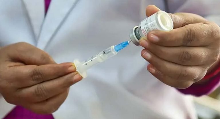 Booster Dose : గుడ్ న్యూస్.. బూస్టర్ డోస్‌తో ఒమిక్రాన్‌ను ఎదుర్కోవడంతో పాటు అధిక రక్షణ..!