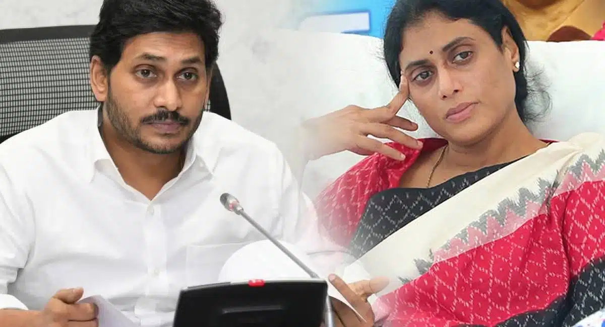 ys jagan and ys sharmila political war is real or fake