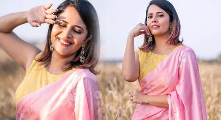 Anasuya : మ‌రోసారి మంట‌లు రేపిన అన‌సూయ‌.. ఇవేం అందాలు అంటున్న ఫ్యాన్స్‌..!