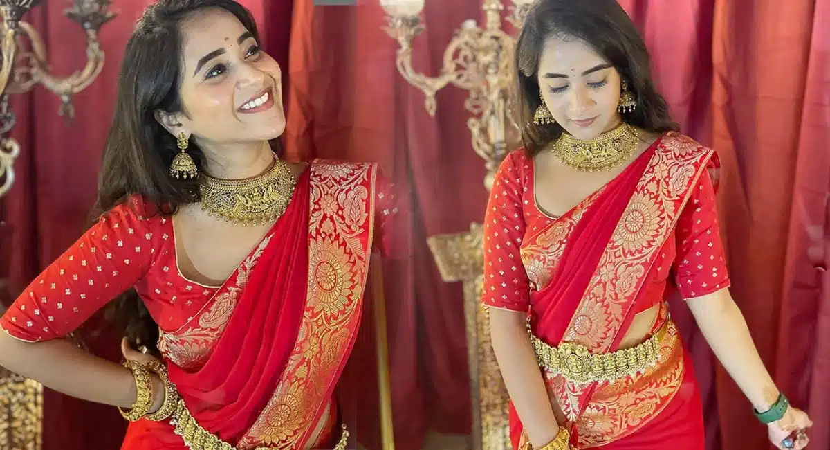 Deepthi sunaina latest photos viral