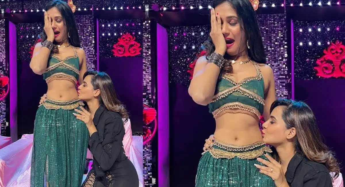 Ashu Reddy kissing Ariana On the waist