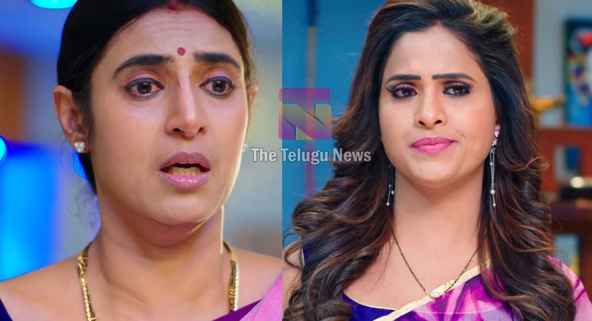 Intinti Gruhalakshmi 22 Feb Today Episode : బారులో మందు తాగుతున్న ఎస్ఐ దగ్గరికి వెళ్లి బతిమిలాడిన తులసి.. అయినా కనికరించని పోలీస్.. దీంతో తులసి షాకింగ్ నిర్ణయం