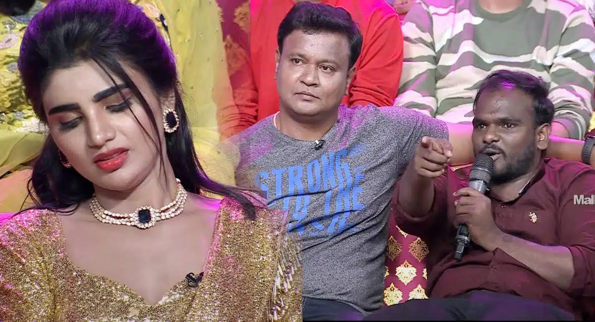 Jabardasth Emannuel Humilates Varsha In Holi 2022 Event