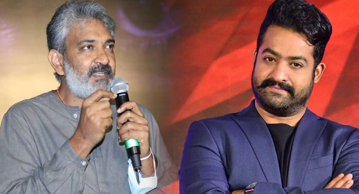 Rajamouli : రాజ‌మౌళికి కాల్ చేసి బెదిరిస్తున్న ఎన్టీఆర్ ఫ్యాన్స్.. ఎందుకో తెలుసా?