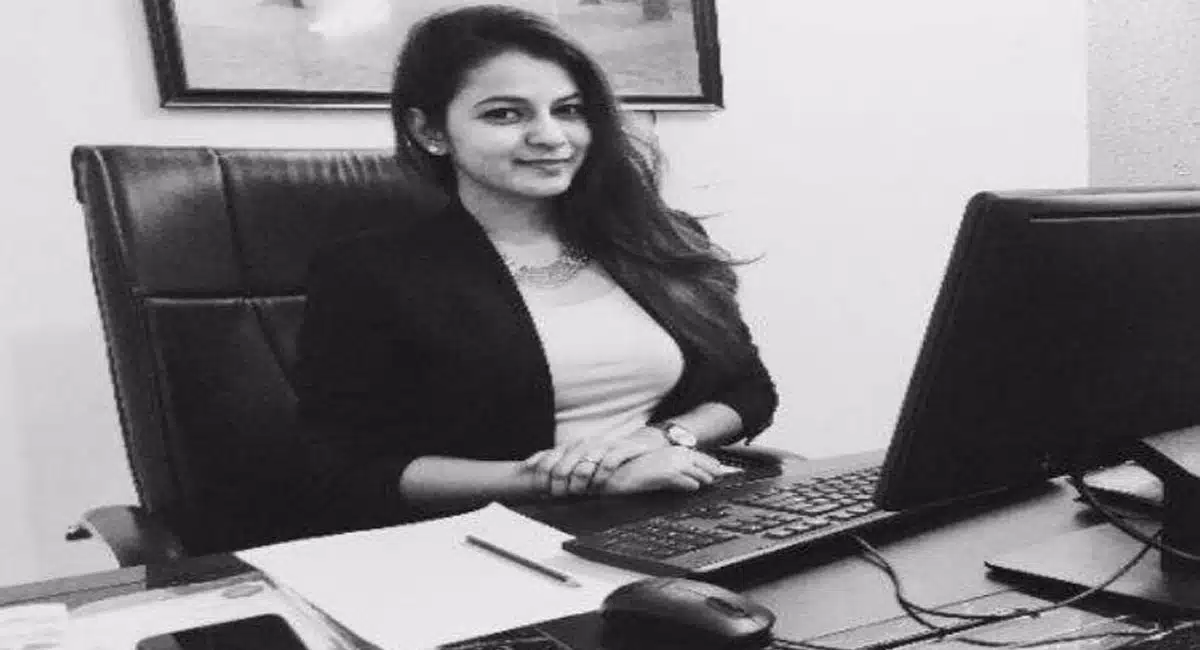 crore rupees turnover with only eleven thousand rupees investment