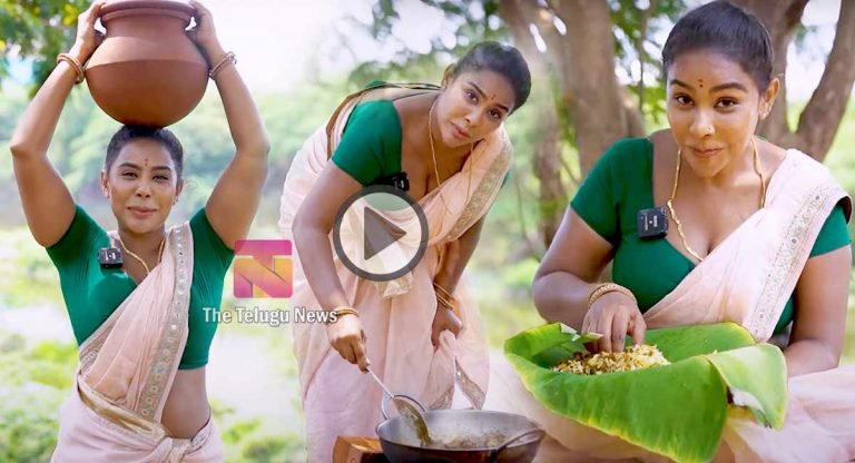 Sri Reddy : కుండ బిర్యాని వండిన శ్రీ రెడ్డి.. పరువాలు చూపిస్తూ తెగ ర‌చ్చ చేసింది..!