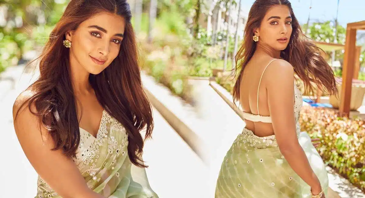 pooja hegde latest photos in viral