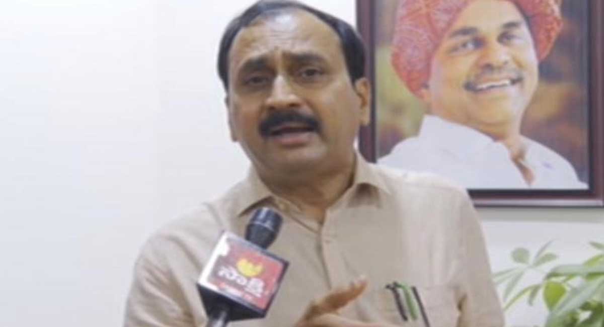 Alla Ramakrishna Reddy : పరామర్శ పేరుతో లోకేశ్ రాజకీయం చేయడానికి వచ్చారు : ఆర్కే ధ్వజం