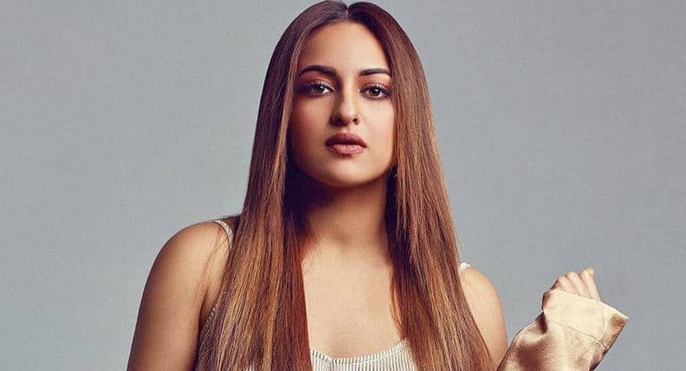 Sonakshi Sinha : హీరోయిన్‌ని పెళ్లి చేసుకోమ‌ని క‌త్తితో బెదిరించిన అభిమాని