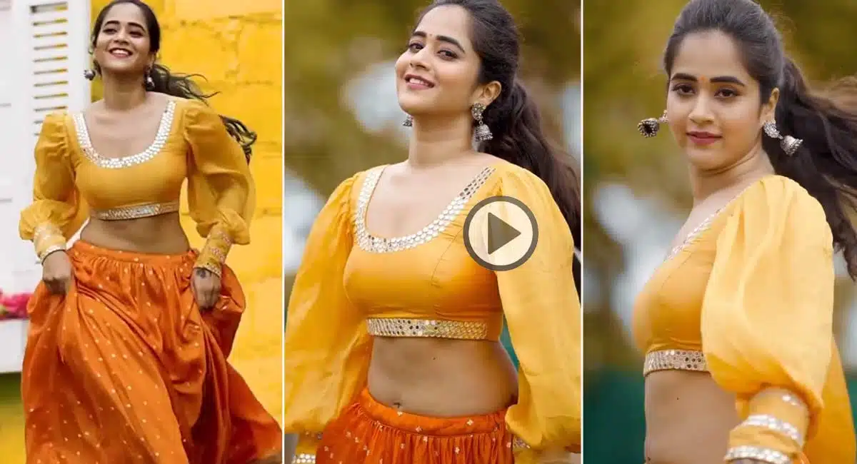 deepthi sunaina mesmarizing looks