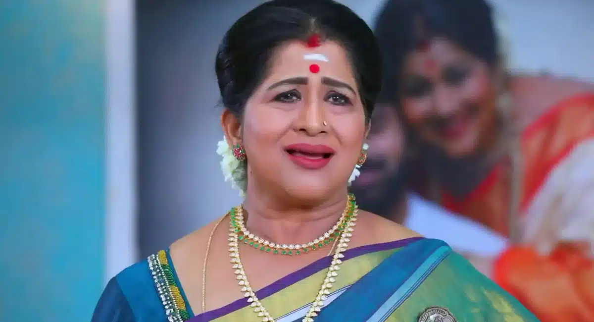 Social media killed senior Actress fire on Kavitha 