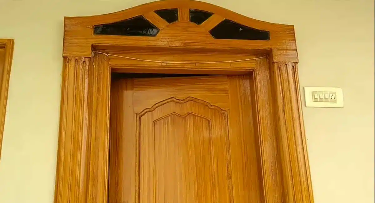 Vastu Tips people must put this things in door step for get luckey