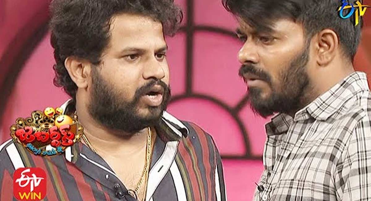 from jabardasth new comedians not coming due to Hyper Aadi and Sudigali Sudheer