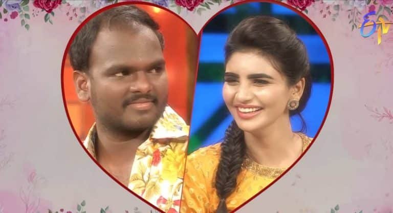 Jabardasth Varsha : ఇంటికి కోడలు వస్తుందని అమ్మకు చెప్పు.. ఇమాన్యుయేల్‌పై వర్ష రొమాంటిక్ కామెంట్స్