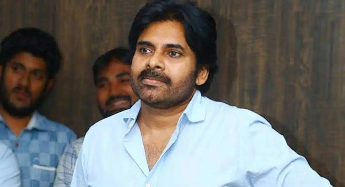 telugu film producers angry on pawan kalyan due to his movie commitments