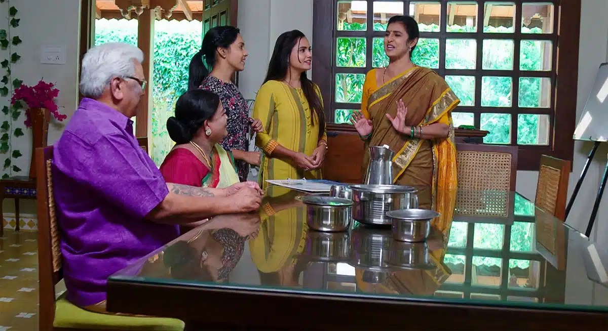 intinti gruhalakshmi 24 june 2022 full episode