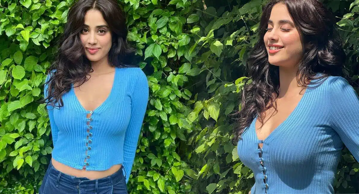 janhvi kapoor glamour in peaks