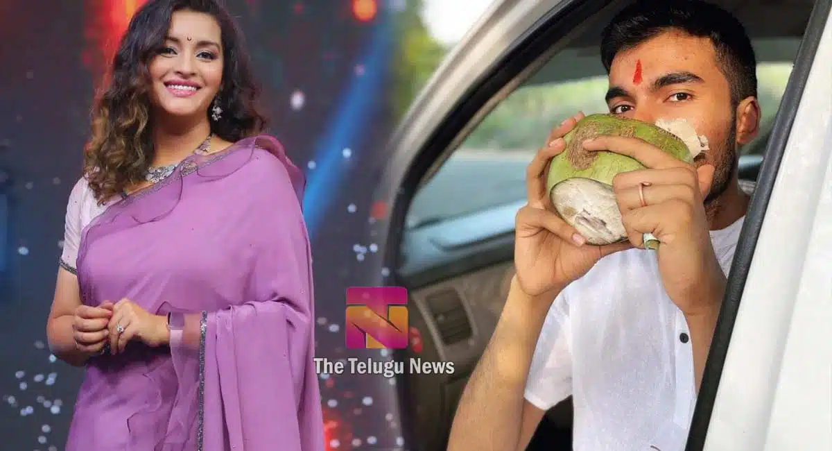 Renu Desai About akira Nandan Enjoying Vacation AT Scottland