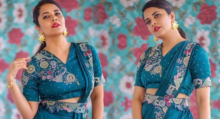 Anasuya : అన‌సూయ అంతలా రెచ్చ‌గొడుతుంది, కార‌ణం ఏంట‌మ్మ‌డు..!