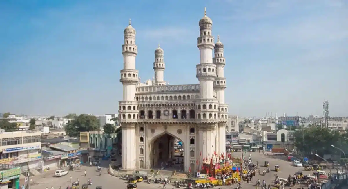 Why Charminar was built in What is the history behind the construction of Charminar