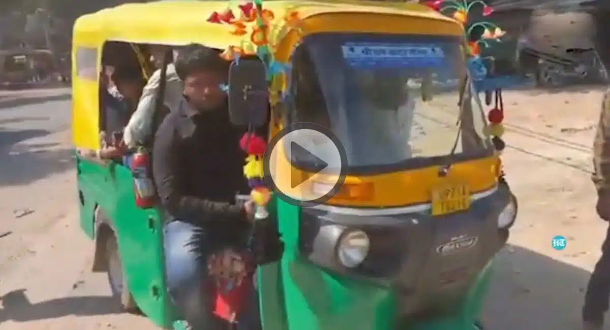 auto carries 27 passengers in uttar pradesh video viral