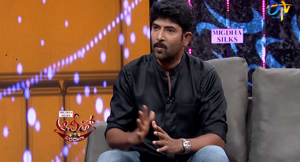 Actor Venu : అక్కడ ఎల‌గబెట్టాను, బెల్ట్ తెగేలా త‌న్నులు తిన్నానంటూ వేణు షాకింగ్ కామెంట్స్