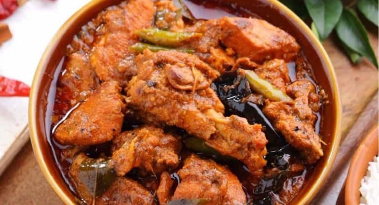 Avakaya Chicken Curry : ఆవకాయ కోడి కూర ఇలా చేశారంటే… రుచి అమోఘం…