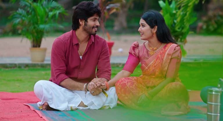 Janaki Kalaganaledu 11 July Today Episode : సంబురాల్లో జ్ఞానాంబ ఫ్యామిలీ.. జానకిని చూసిన అకాడెమీ క్లర్క్.. జానకి ఐపీఎస్ విషయం జ్ఞానాంబ తెలుస్తుందా?