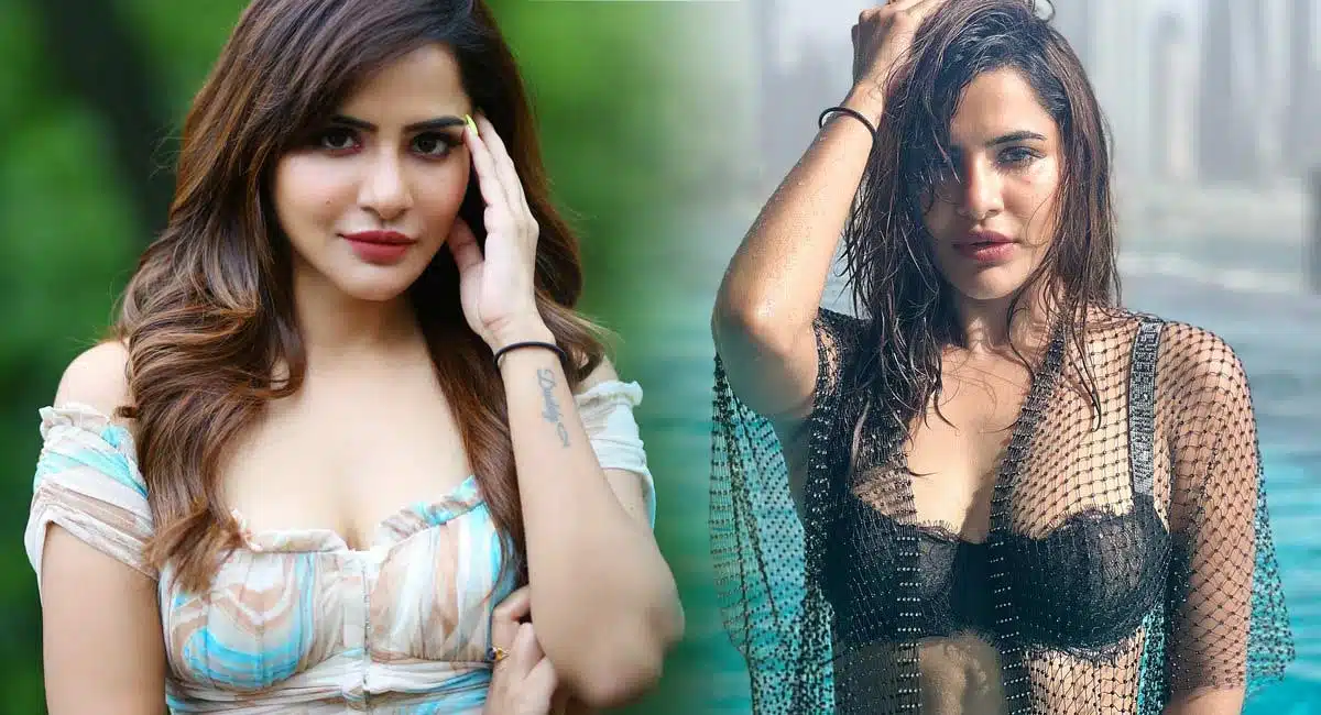 Bigg Boss Ashu Reddy Fun With Mother Cooking