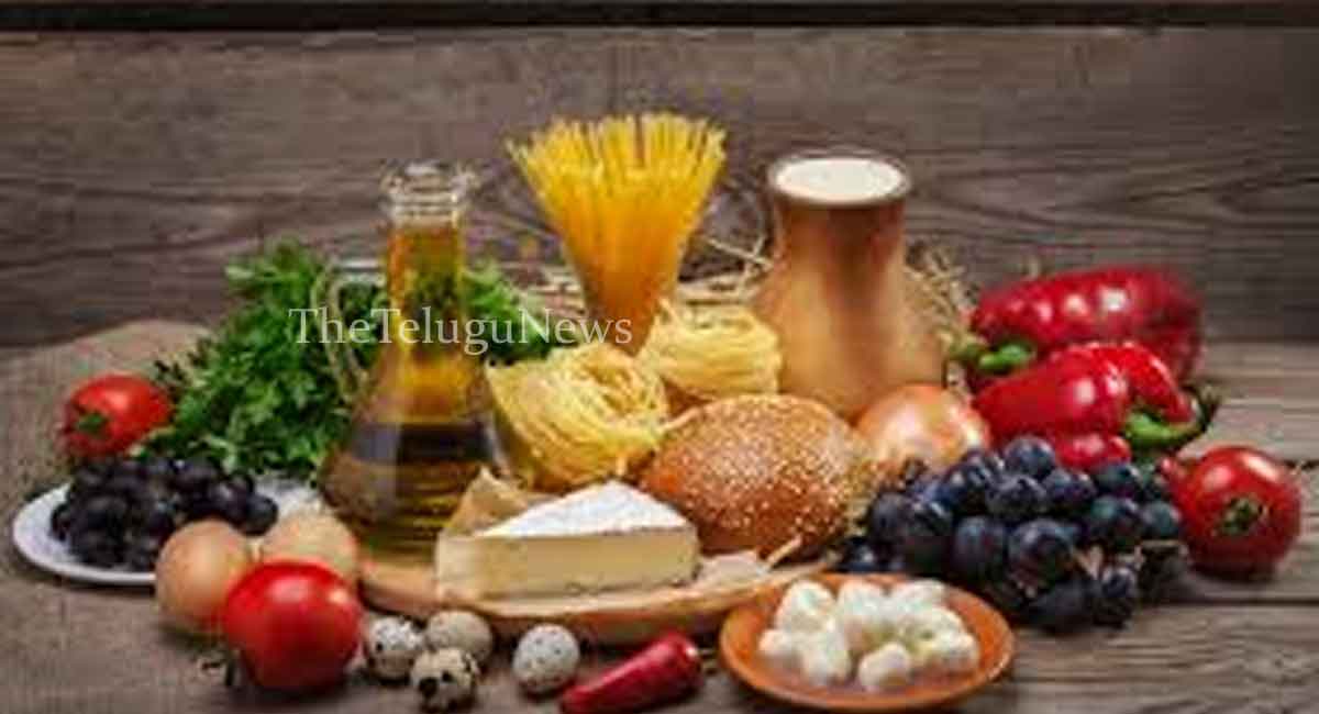 Health Problems : రాత్రి సమయంలో ఇటువంటి ఆహారం తింటున్నారా.? మీరు డేంజర్ లో ఉన్నట్లే…