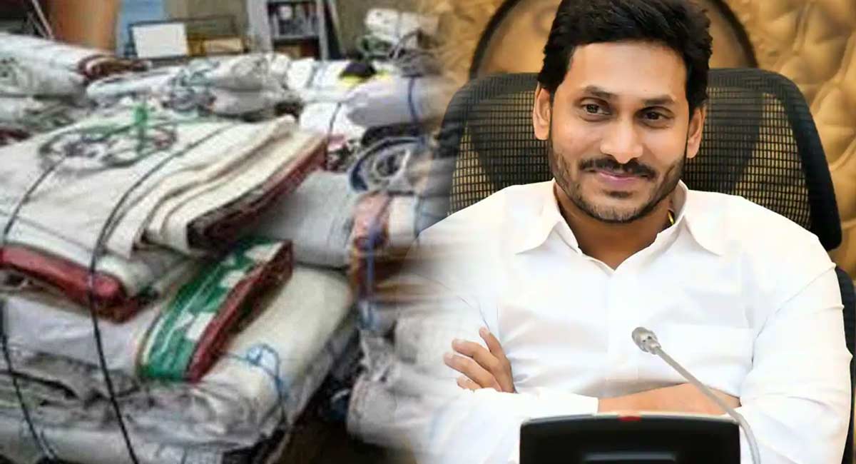 Ys Jagan : ప్లాస్టిక్ ఫ్లెక్సీలపై ఆంధ్రప్రదేశ్‌లో నిషేధం.! వైఎస్ జగన్‌కి ఎన్ని మార్కులు.?