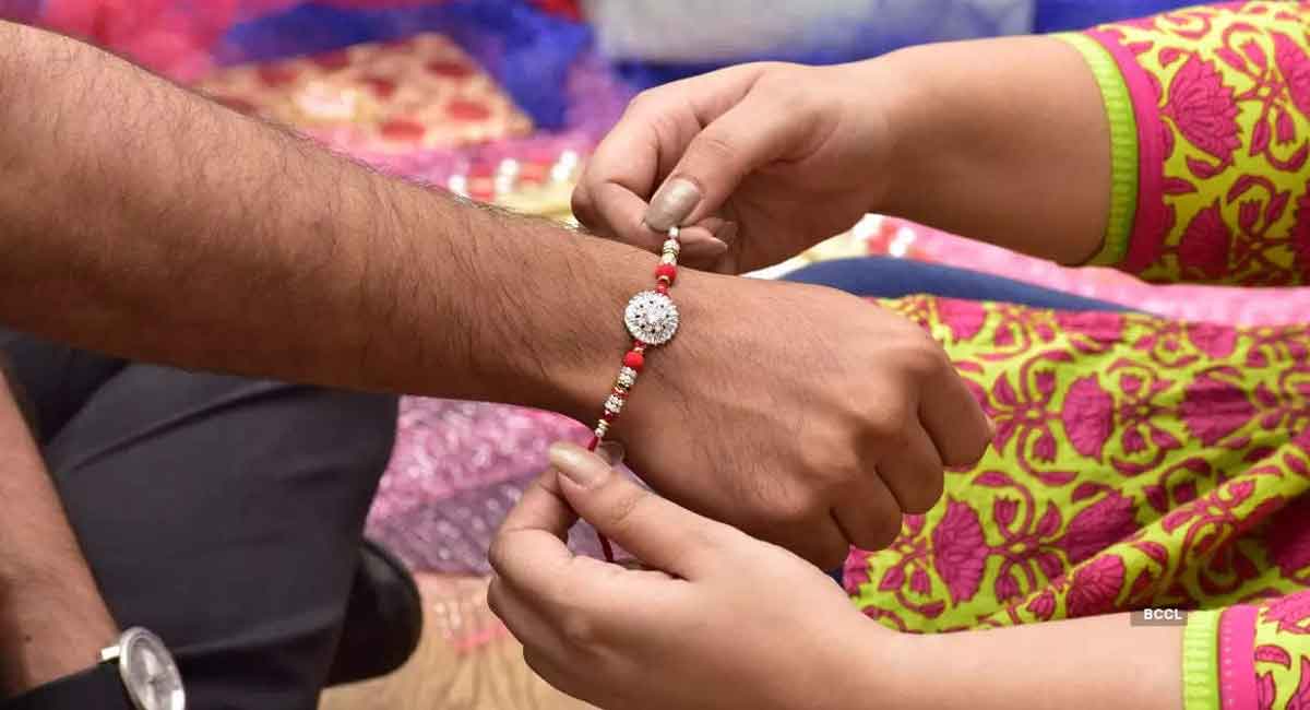 Raksha Bandhan : 300 సంవత్సరాలుగా ఈ గ్రామాలు రాఖీ పండుగకు దూరంగా ఉండడానికి కారణం ఇదేనట.!!