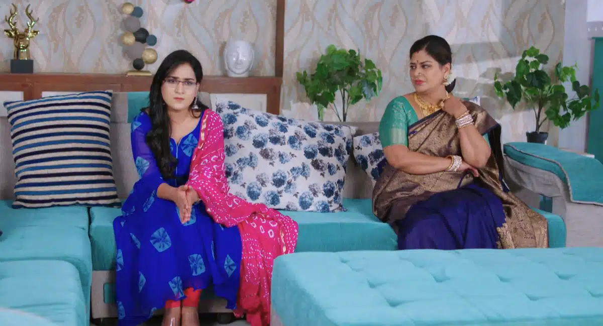 devayani and sakshi plan against rishi in guppedantha manasu