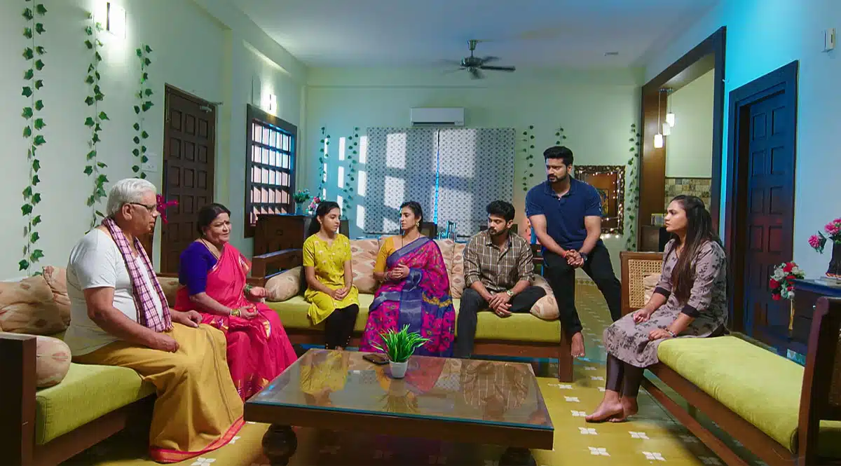 intinti gruhalakshmi 9 august 2022 full episode