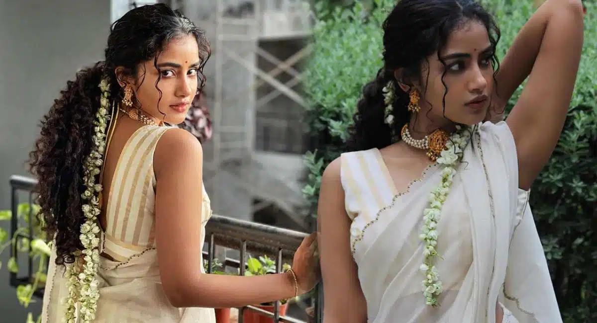 Anupama Parameswaran Latest Onam Pics In Saree