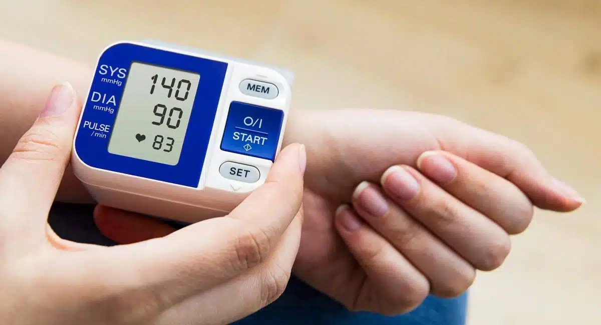 Health Tips Which Will Control High Blood Pressure