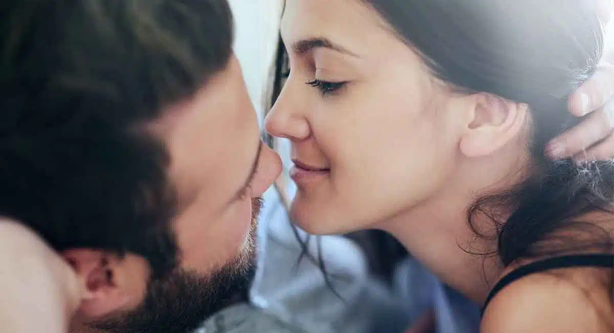 Romantik Feelings of a women if we touch one part