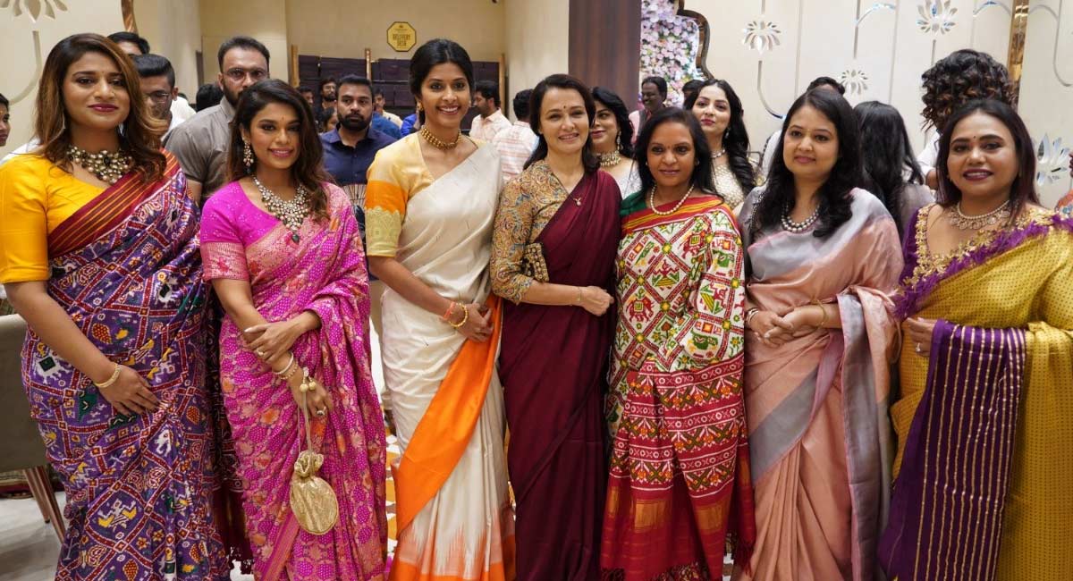 Sreeja And Sushmitha Konidela in Kalamandir Royal Shop opening