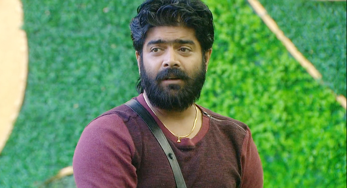 Bigg Boss Revanth : రోజురోజుకి రేవంత్ పిచ్చొడిలా చేస్తున్నాడేంటి.. మైండ్ దొబ్బిందా?