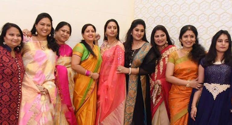 Character Artists : ఈ కారెక్టర్ ఆర్టిస్ట్ ల అందం ముందు హీరోయిన్ లు కూడా పనికిరారు.. వహ్వా ఏమందం ఏమందం