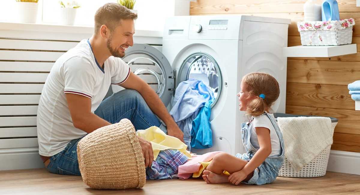 Washing Machine : బట్టలు వాషింగ్ మెషిన్ లో వేసినప్పుడు ఈ టిప్స్ ను పాటించండి.. అతి తక్కువ డిటర్జెంట్ పౌడర్ తో బట్టలు మెరిసిపోతాయి…!