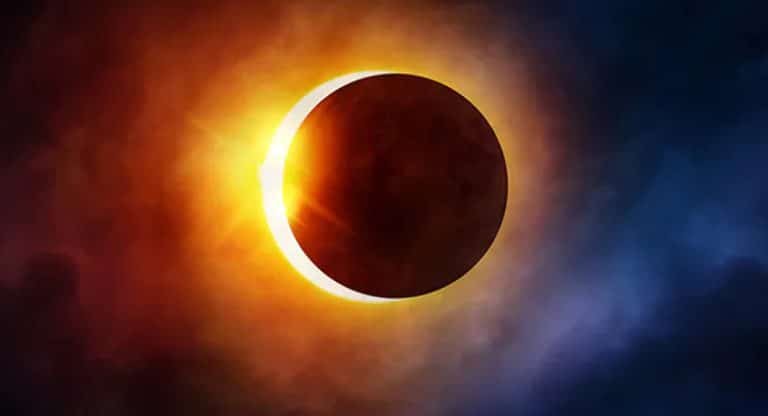 Solar Eclipse : సూర్యగ్రహణం సమయంలో ఈ పనులు అస్సలు చేయకండి…!