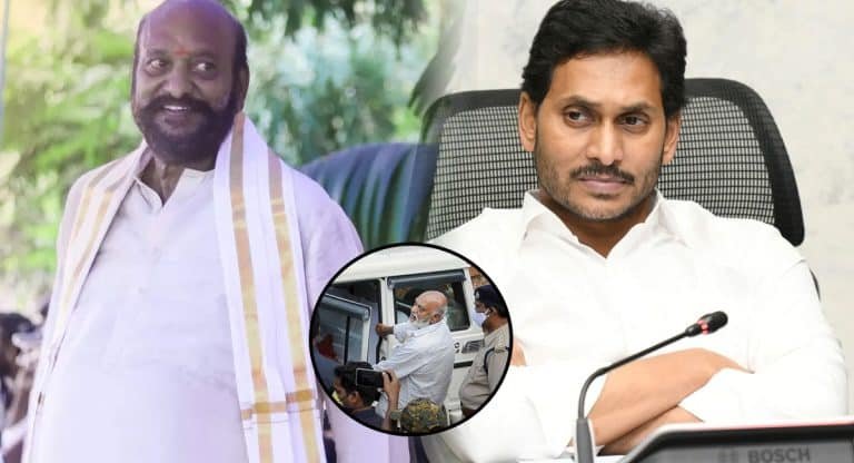 JC Prabhakar Reddy : నడి రోడ్డు మీద దొరికిన జేసీ ప్రభాకర్ రెడ్డి.. ఎప్పటినుంచో చూస్తోన్న జగన్ కి కరక్ట్ పాయింట్ లో దొరికాడు..!