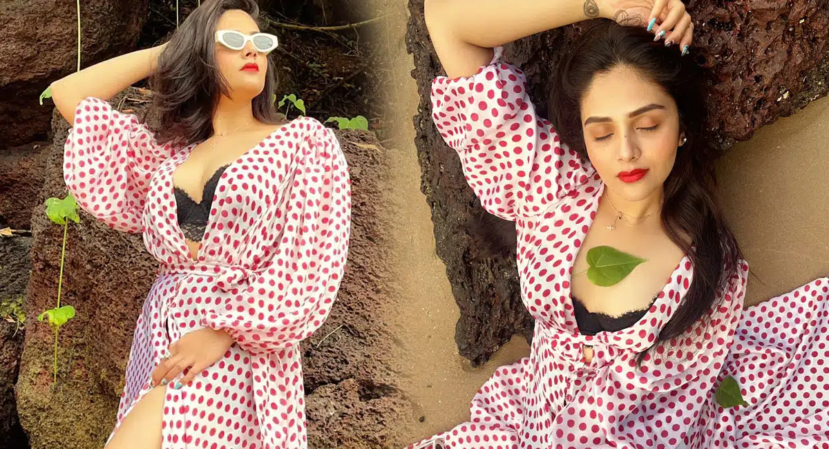 sreemukhi latest photoshoot in goa viral